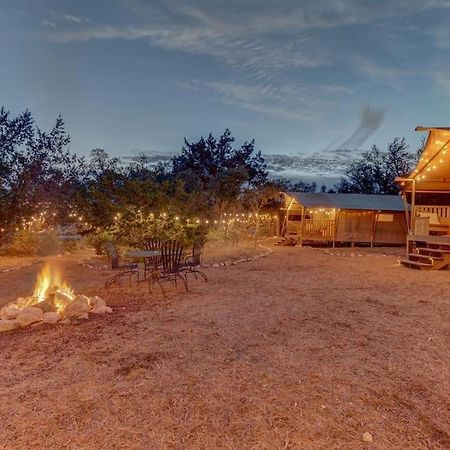 Hotel 12 Fires Luxury Glamping With Heating #3 Johnson City Exterior foto