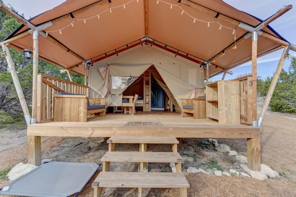 Hotel 12 Fires Luxury Glamping With Heating #3 Johnson City Exterior foto