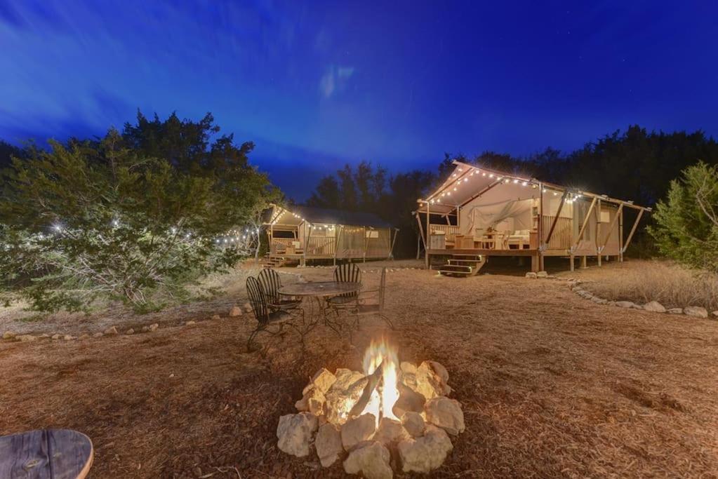 Hotel 12 Fires Luxury Glamping With Heating #3 Johnson City Exterior foto